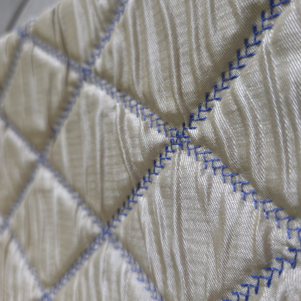 Blue and White Elephant Print Quilted Book Protector - Picture 4 of 7
